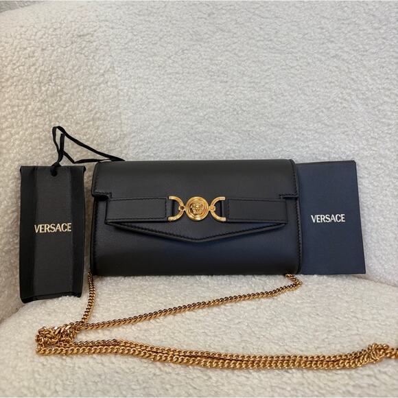 Versace Black Medusa '95 leather clutch bag with chain - Picture 2 of 8